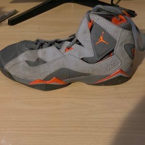 Air Jordan true flight wolf grey orange